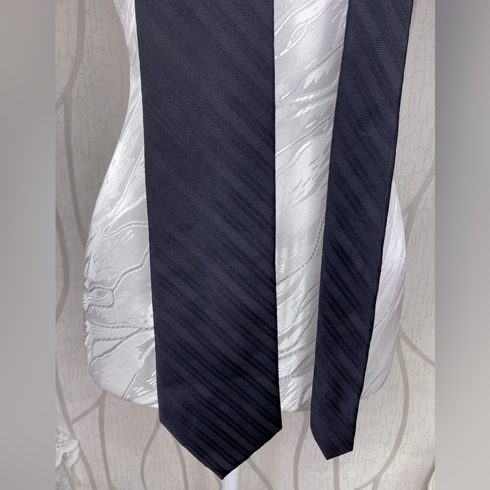 🌹 Perry Ellis Portfolio 🌹 100% Silk Black Tie